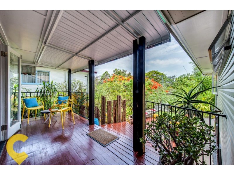 24 Amott Street, Stafford Heights QLD 4053