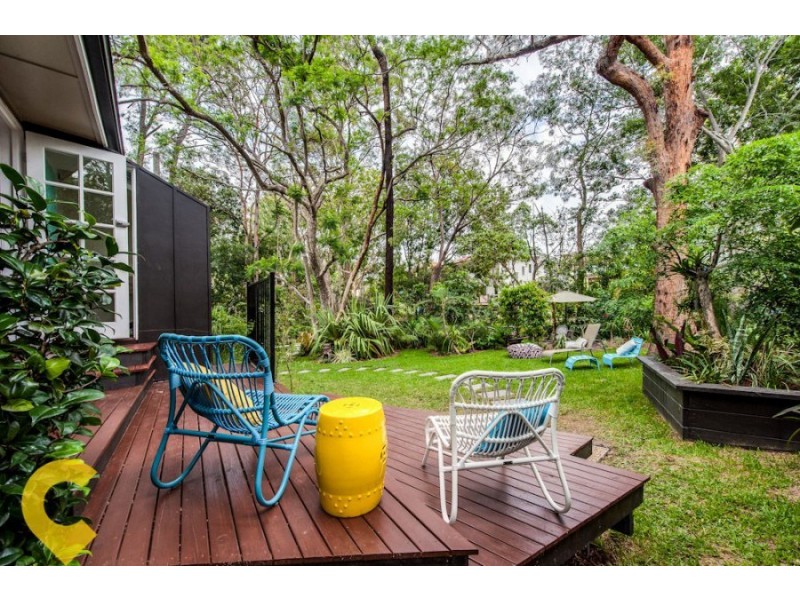 24 Amott Street, Stafford Heights QLD 4053