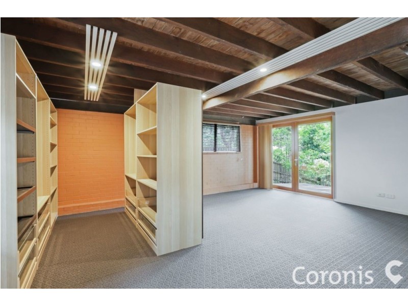 63 Almeida Street, Indooroopilly QLD 4068