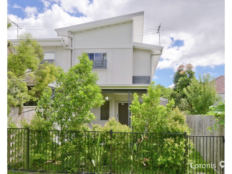 2/37 Gamelin Crescent, Stafford QLD 4053