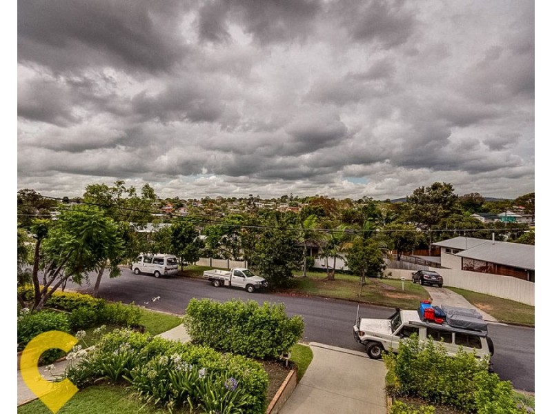 23 Landscape Street, Stafford Heights QLD 4053