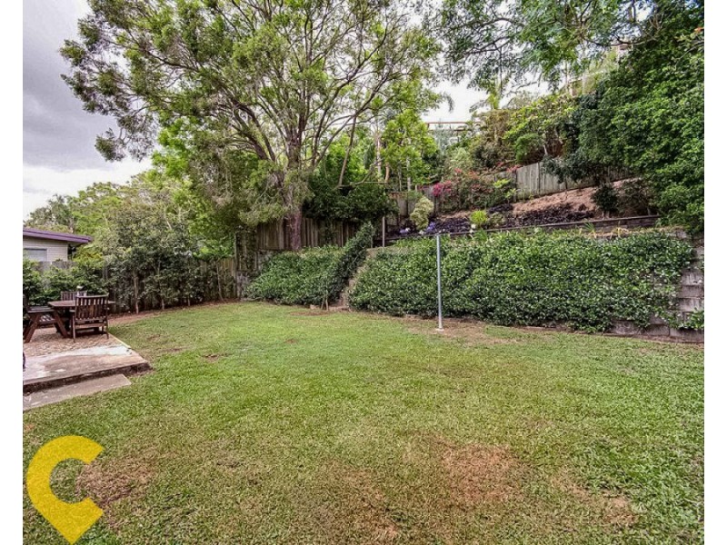 23 Landscape Street, Stafford Heights QLD 4053