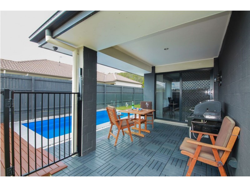 25 Bellinger Key, Pacific Pines QLD 4211