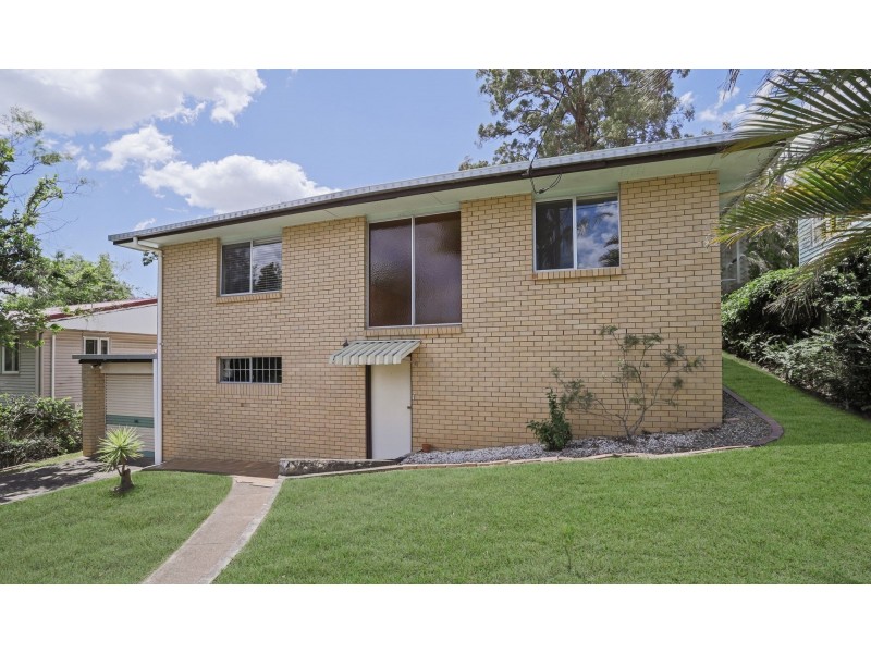 75 Barokee Street, Stafford QLD 4053