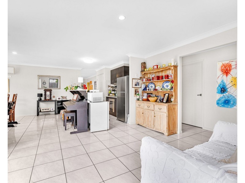 9 Treetop place, Manly West QLD 4179