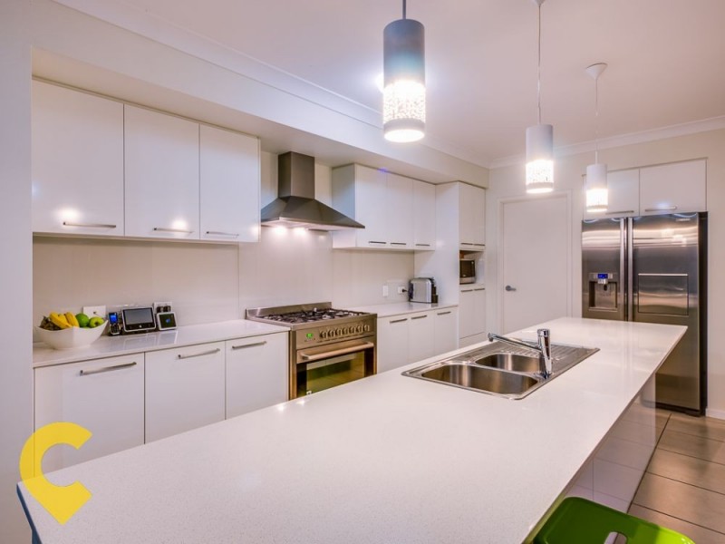 12 Goshawk Street, Upper Kedron QLD 4055