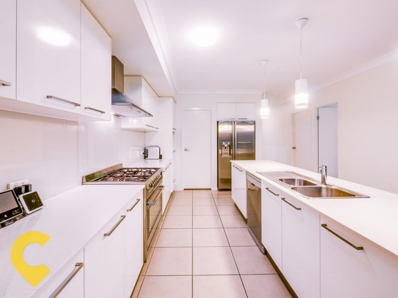 12 Goshawk Street, Upper Kedron QLD 4055