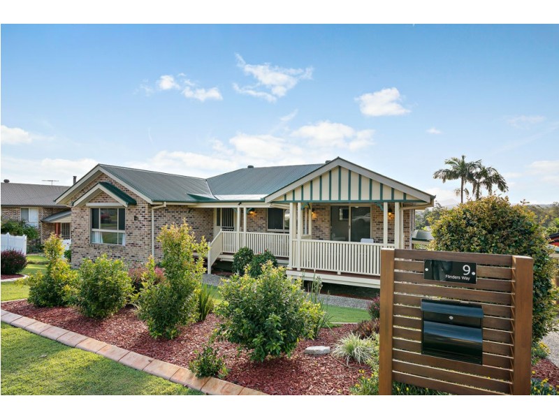 9 Flinders Way, Albany Creek QLD 4035
