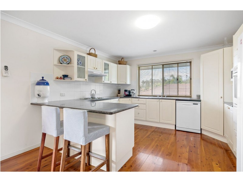 9 Flinders Way, Albany Creek QLD 4035