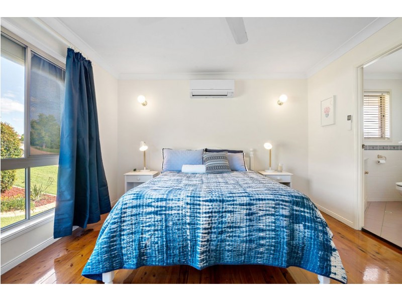 9 Flinders Way, Albany Creek QLD 4035