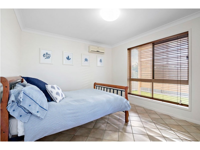 9 Flinders Way, Albany Creek QLD 4035