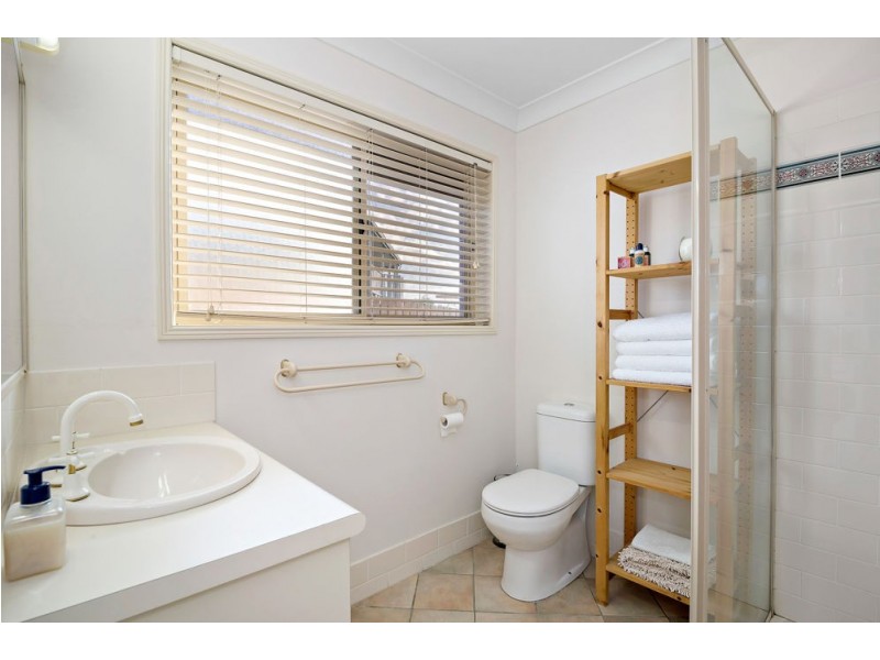 9 Flinders Way, Albany Creek QLD 4035