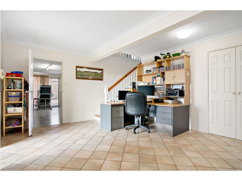 9 Flinders Way, Albany Creek QLD 4035