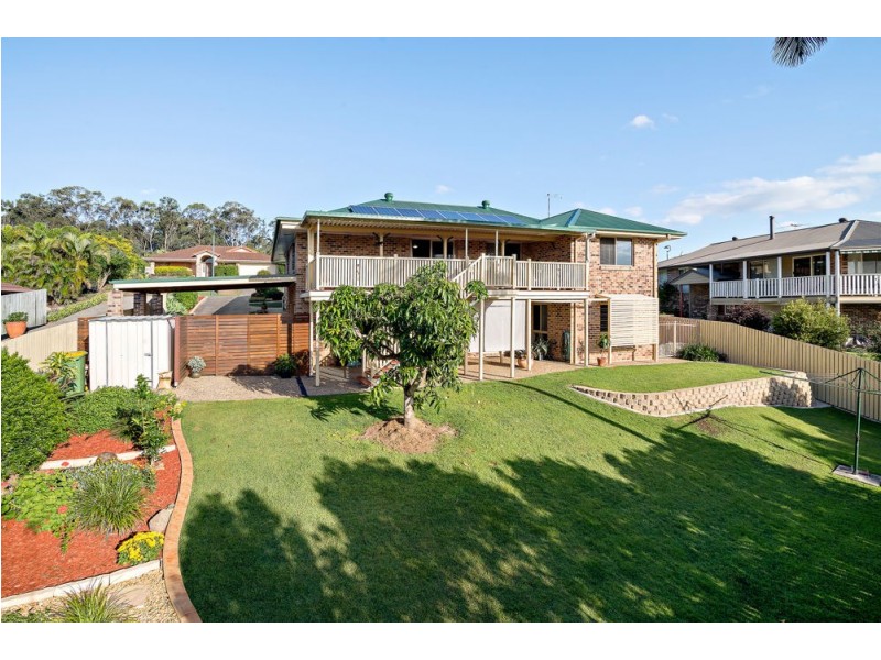 9 Flinders Way, Albany Creek QLD 4035