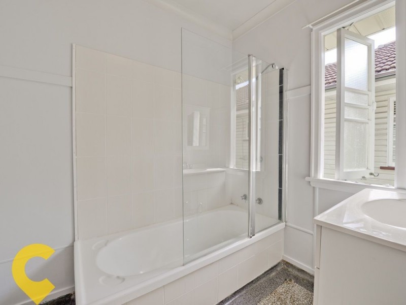 25 Fosbery Street, Windsor QLD 4030