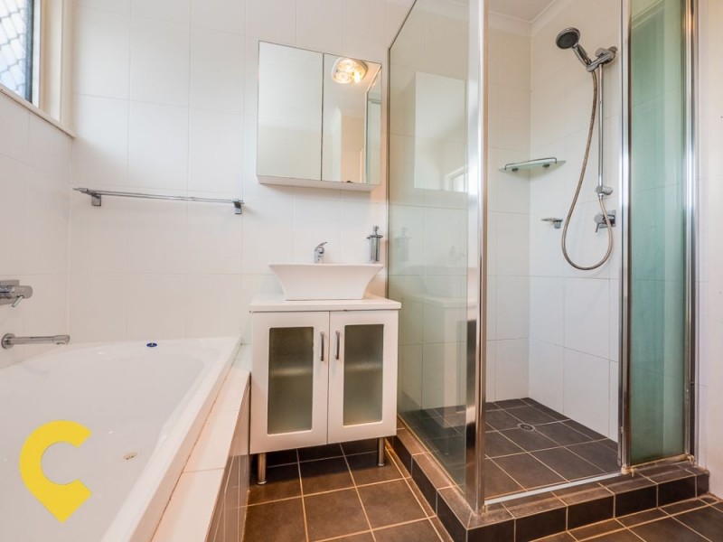 16 Jade Street, Albany Creek QLD 4035