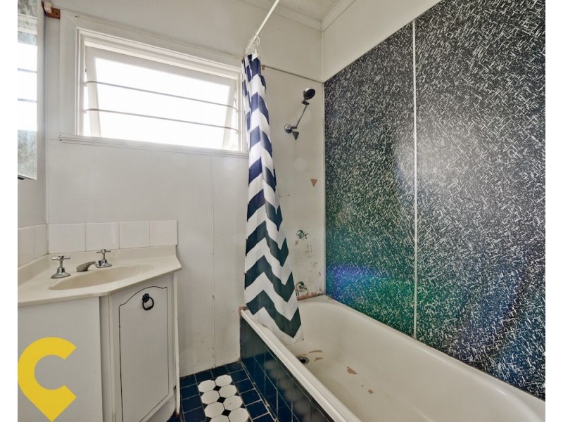 22 Railway Street, Alderley QLD 4051