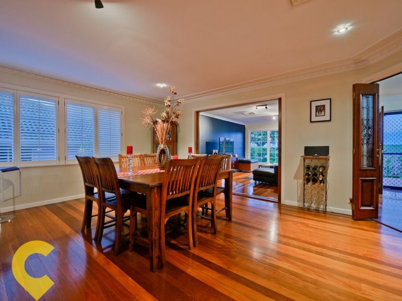 43 Nicholson Street, Greenslopes QLD 4120