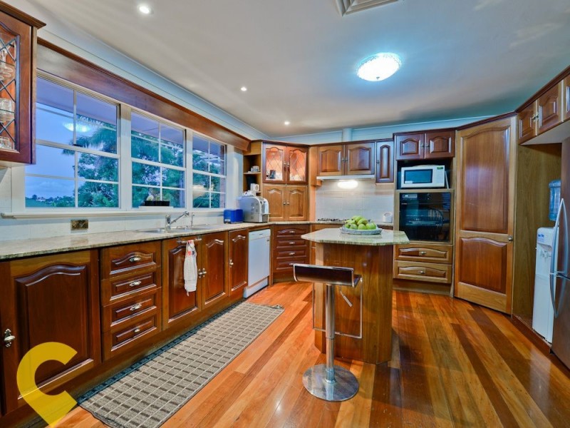 43 Nicholson Street, Greenslopes QLD 4120