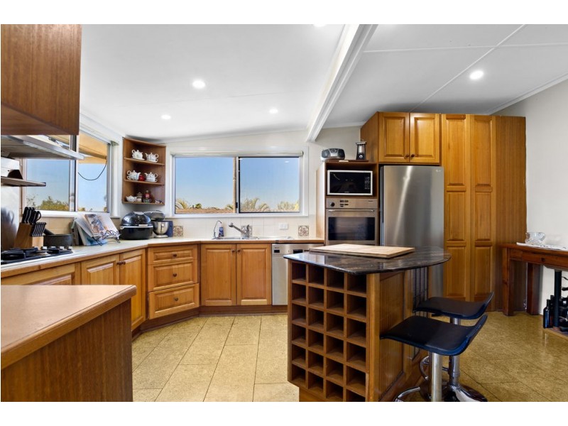 32 Neal Street, Brighton QLD 4017