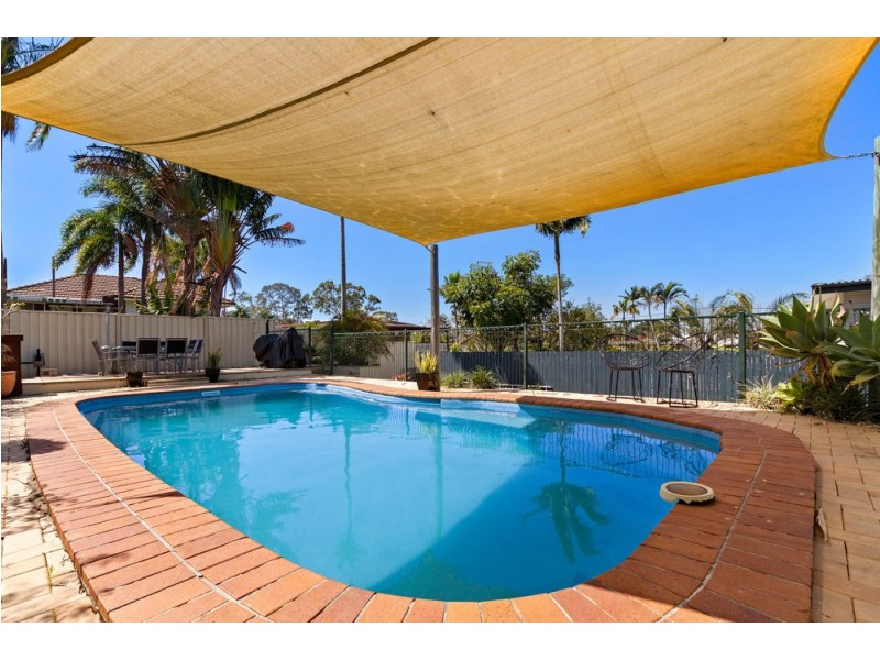 32 Neal Street, Brighton QLD 4017