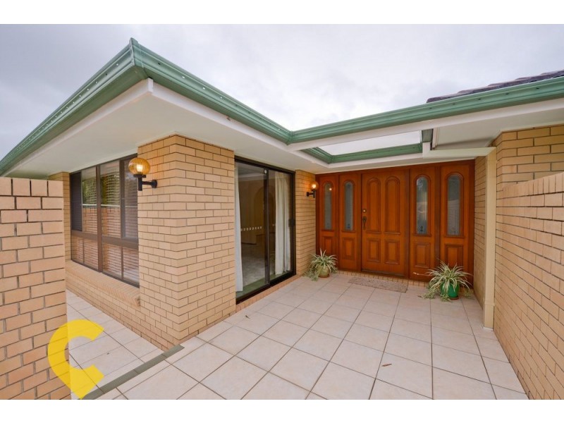 65 Bedivere Street, Carindale QLD 4152