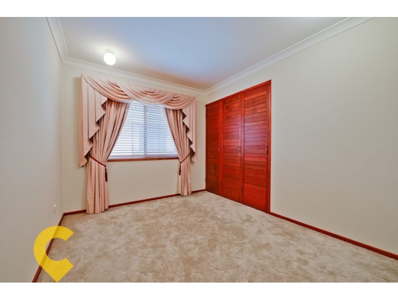 65 Bedivere Street, Carindale QLD 4152