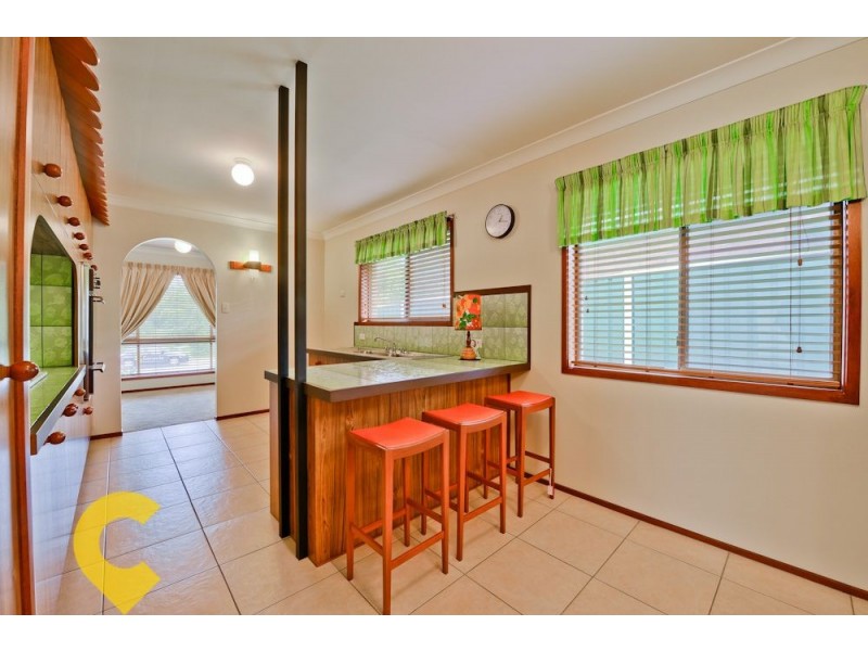 65 Bedivere Street, Carindale QLD 4152