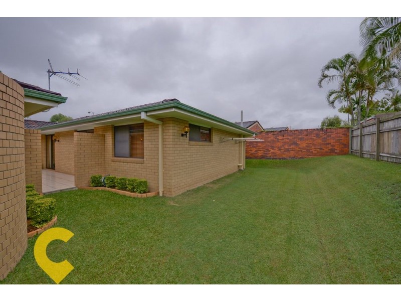 65 Bedivere Street, Carindale QLD 4152