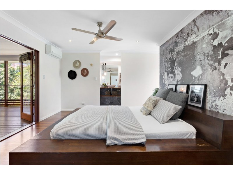 17 Ansford Street, Stafford Heights QLD 4053