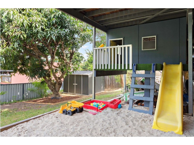17 Ansford Street, Stafford Heights QLD 4053