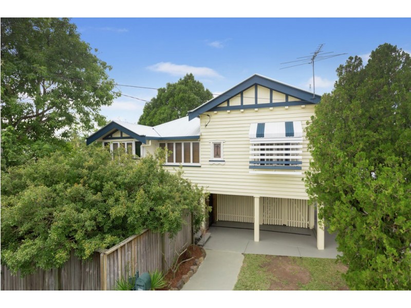 2 Pauline Street, Tarragindi QLD 4121