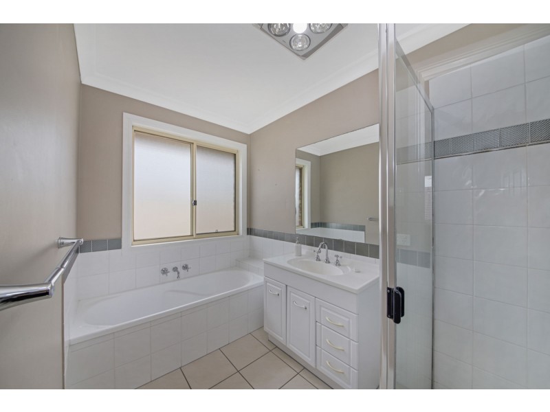 2 Fernwood Place, Taigum QLD 4018