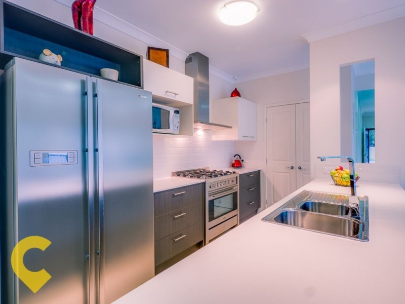 3 Anna Court, Cashmere QLD 4500