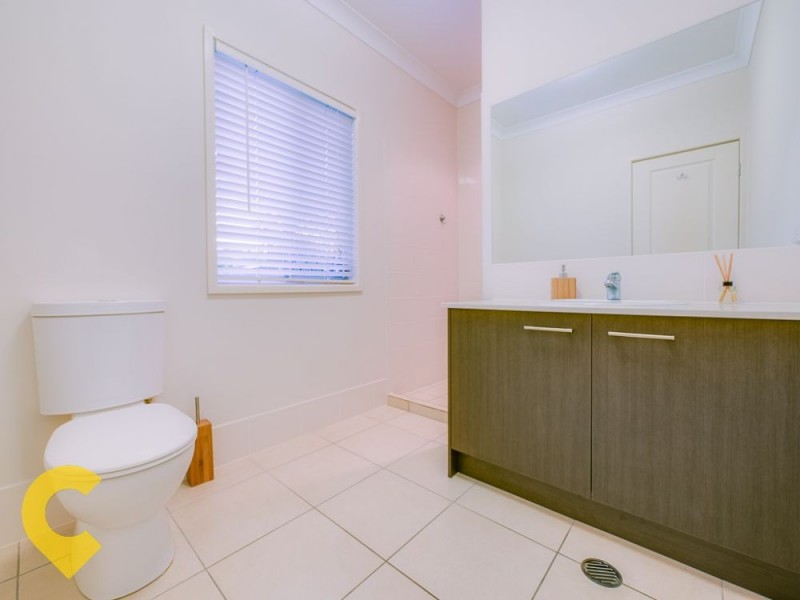 3 Anna Court, Cashmere QLD 4500
