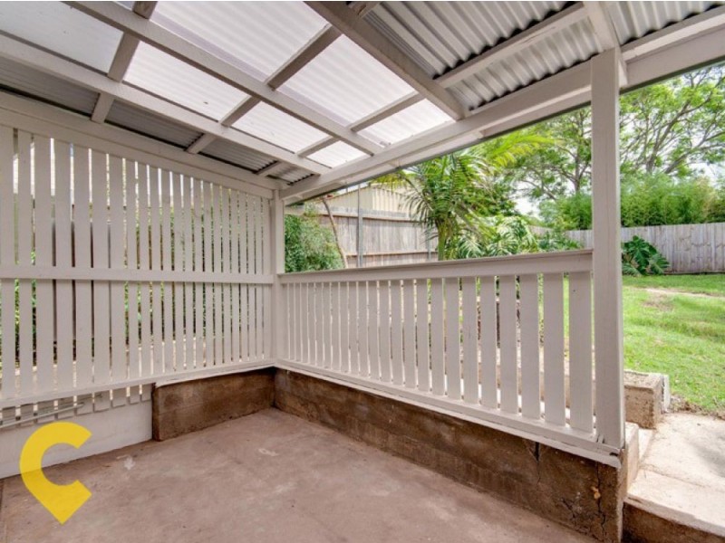 12 Rutherford Street, Stafford Heights QLD 4053