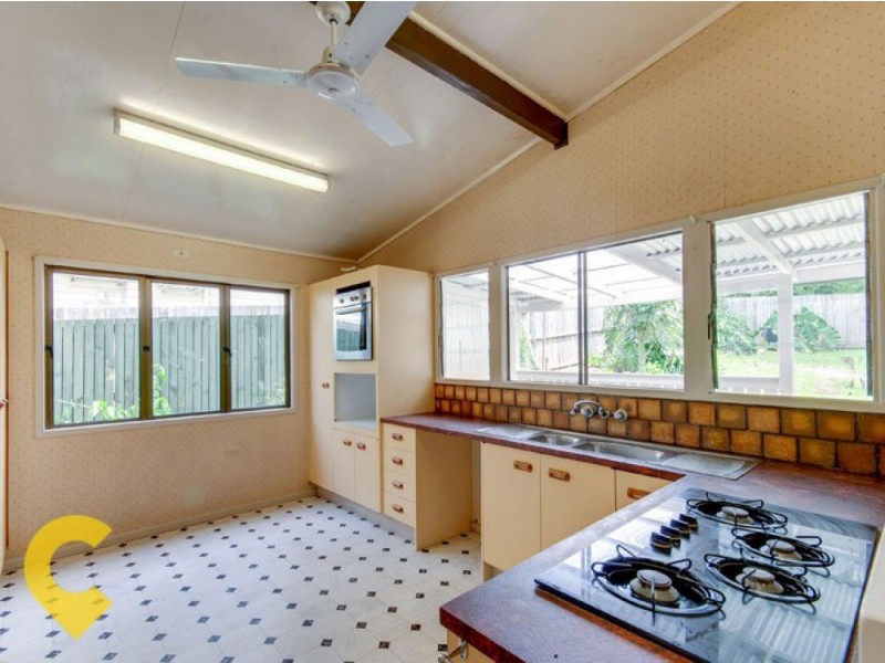 12 Rutherford Street, Stafford Heights QLD 4053