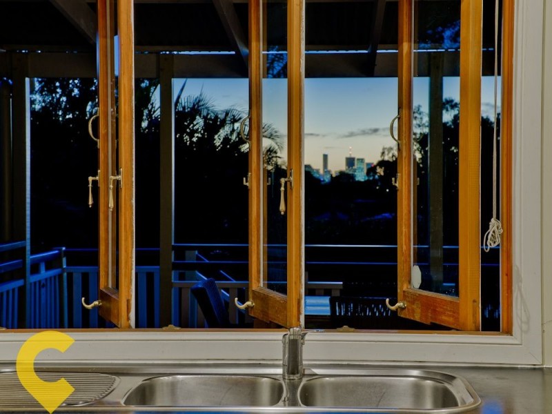 121 Blackwood Avenue, Morningside QLD 4170