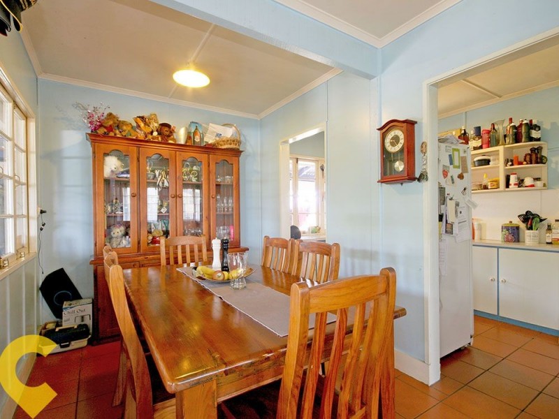 220 Hamilton Road, Wavell Heights QLD 4012