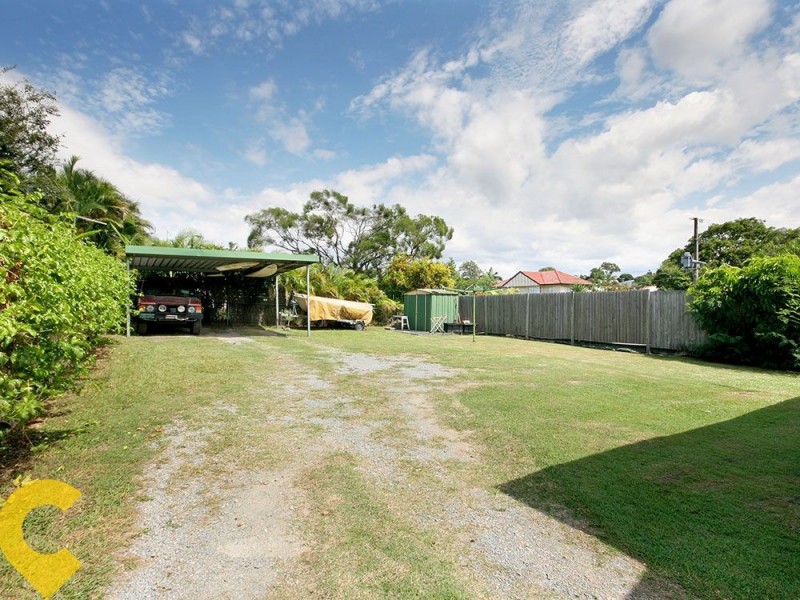 220 Hamilton Road, Wavell Heights QLD 4012