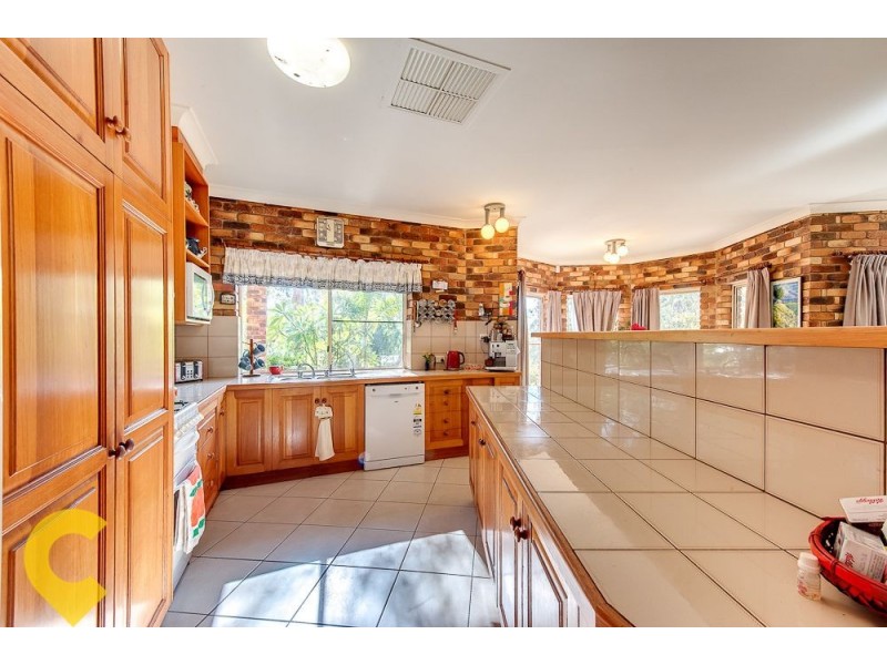 17 Wandin Road, Withcott QLD 4352