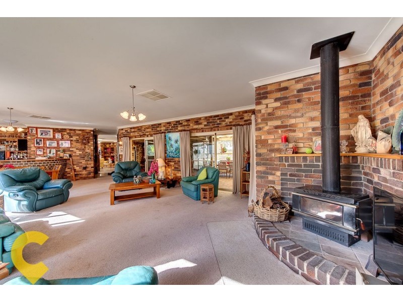 17 Wandin Road, Withcott QLD 4352