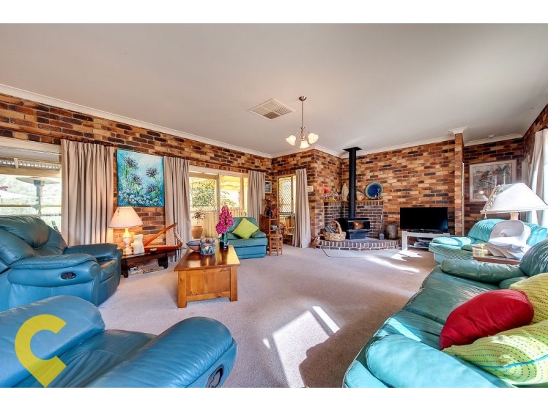 17 Wandin Road, Withcott QLD 4352