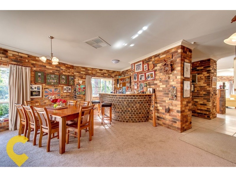 17 Wandin Road, Withcott QLD 4352