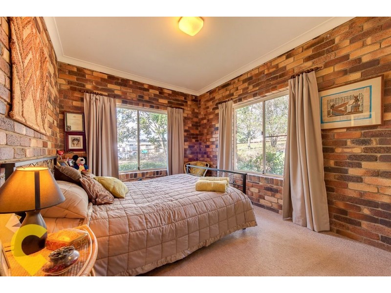 17 Wandin Road, Withcott QLD 4352