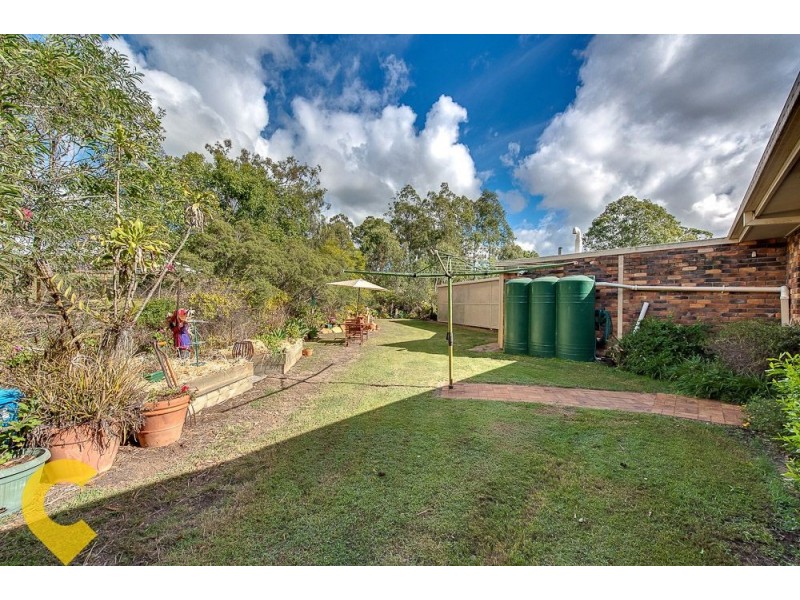 17 Wandin Road, Withcott QLD 4352