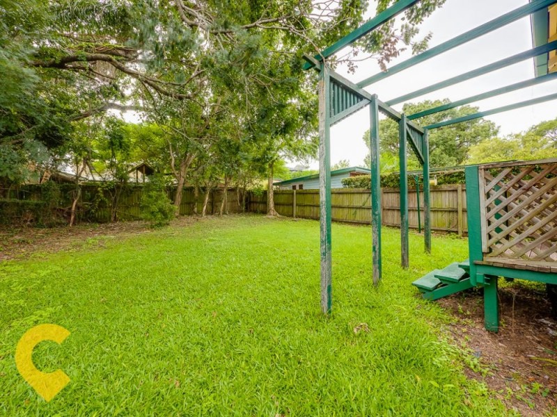 24 Rigby Street, Wooloowin QLD 4030