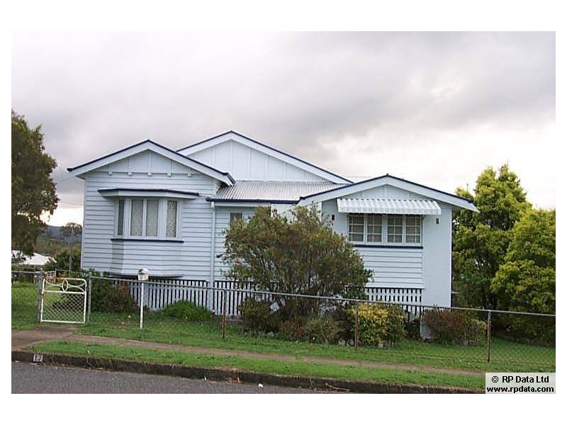 17 Gamelin Cres, Stafford QLD 4053