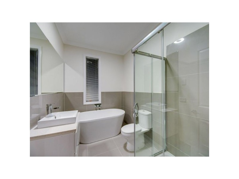 27 Fogarty Street, Stafford QLD 4053