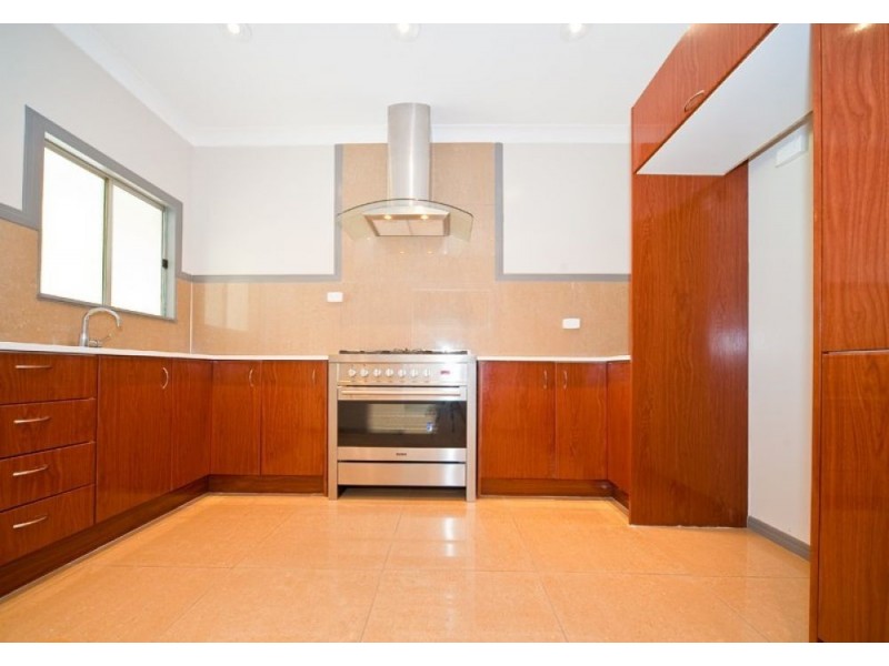 67 Pateena Street, Stafford QLD 4053